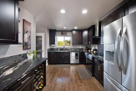 Kitchen - 2378 Cascade Trl, Cool, CA 95614 photo 3 of 4