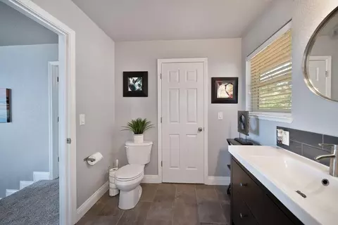 Bath - 2378 Cascade Trl, Cool, CA 95614 photo 6 of 10