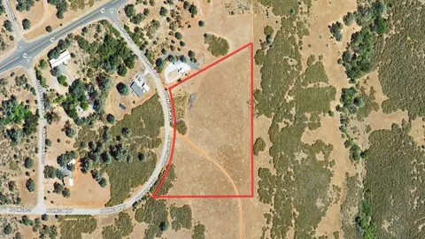 3272 Hormiga Way, Coulterville, CA 95311