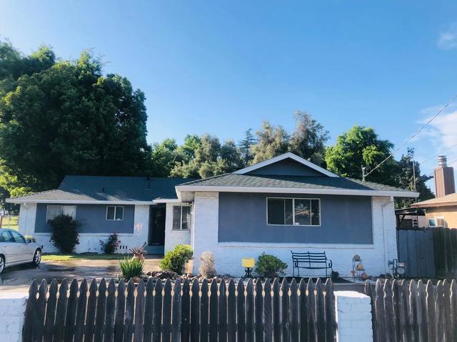 1010 E D St, Oakdale, CA 95361