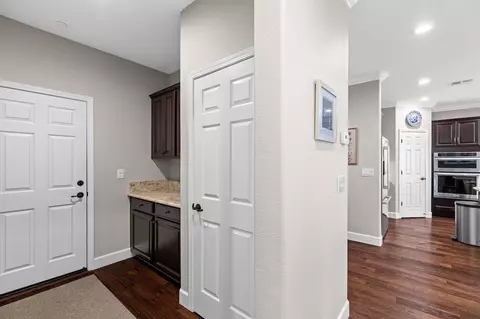 Entry Way - 2720 Maple Grove Ave, Manteca, CA 95336 photo 6 of 6