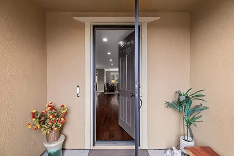 Entry Way - 2720 Maple Grove Ave, Manteca, CA 95336 photo 1 of 6