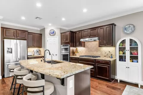 Kitchen - 2720 Maple Grove Ave, Manteca, CA 95336 photo 2 of 4