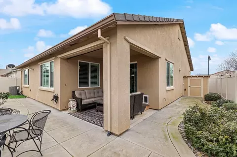 Exterior - 2720 Maple Grove Ave, Manteca, CA 95336 photo 9 of 16
