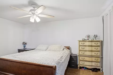 Bedroom - 1429 Don Pedro Rd, Ceres, CA 95307 photo 3 of 3