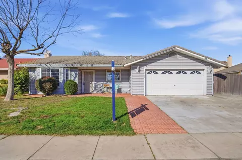 Exterior - 1429 Don Pedro Rd, Ceres, CA 95307 photo 2 of 7