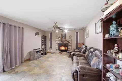 Living - 1429 Don Pedro Rd, Ceres, CA 95307 photo 2 of 2