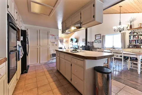 Kitchen - 3653 Chuckwagon Dr, Copperopolis, CA 95228 photo 3 of 5