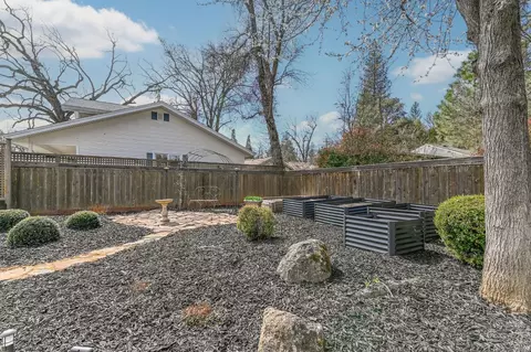 Exterior - 511 Surrey Ln, Murphys, CA 95247 photo 21 of 32