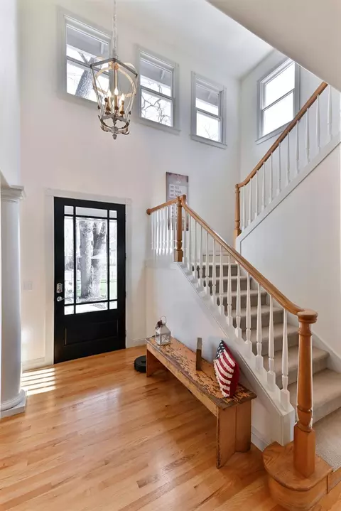 Entry Way - 511 Surrey Ln, Murphys, CA 95247 photo 1 of 4