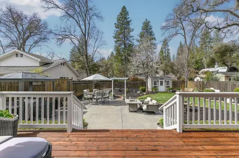 Exterior - 511 Surrey Ln, Murphys, CA 95247 photo 27 of 32