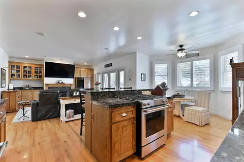 Kitchen - 511 Surrey Ln, Murphys, CA 95247 photo 4 of 6