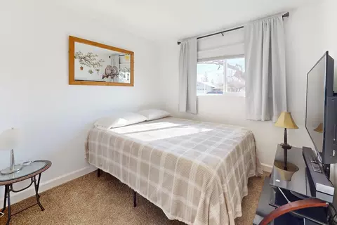 Bedroom - 1929 Glenmore Dr, Olivehurst, CA 95961 photo 1 of 7