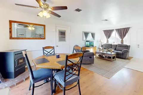 Dining - 1929 Glenmore Dr, Olivehurst, CA 95961 photo 4 of 4