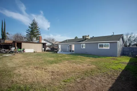 Exterior - 1929 Glenmore Dr, Olivehurst, CA 95961 photo 7 of 9