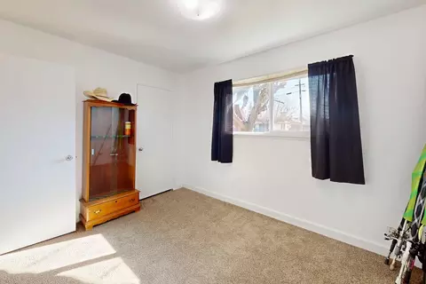 Bedroom - 1929 Glenmore Dr, Olivehurst, CA 95961 photo 4 of 7