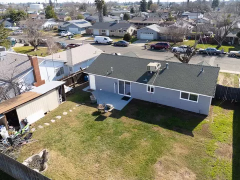 View/Area - 1929 Glenmore Dr, Olivehurst, CA 95961 photo 4 of 6