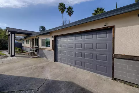 Exterior - 4243 Glenridge Dr, Carmichael, CA 95608 photo 5 of 7