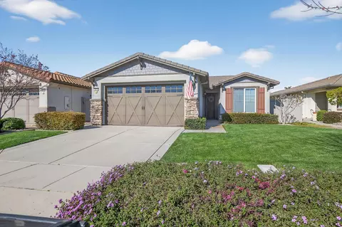 Exterior - 2379 Pepper Tree Ln, Manteca, CA 95336 photo 5 of 15