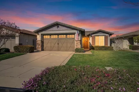 Exterior - 2379 Pepper Tree Ln, Manteca, CA 95336 photo 2 of 15