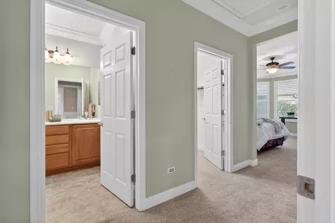 Entry Way - 2379 Pepper Tree Ln, Manteca, CA 95336 photo 6 of 7