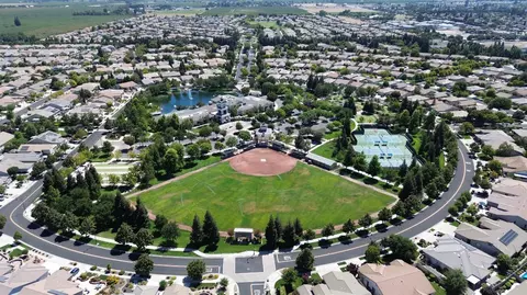 View/Area - 2379 Pepper Tree Ln, Manteca, CA 95336 photo 3 of 8