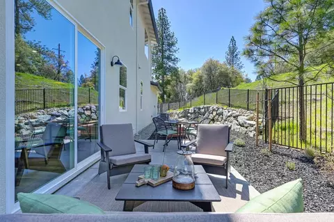 Exterior - 1000 Utah Dr, Placerville, CA 95667 photo 8 of 15