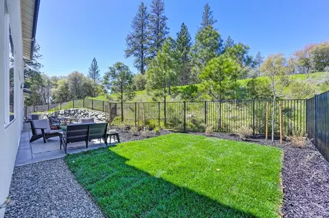 Exterior - 1000 Utah Dr, Placerville, CA 95667 photo 5 of 15