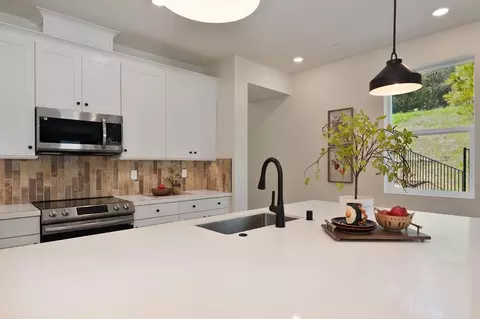 Kitchen - 1000 Utah Dr, Placerville, CA 95667 photo 1 of 7