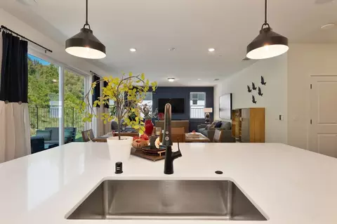 Kitchen - 1000 Utah Dr, Placerville, CA 95667 photo 5 of 7