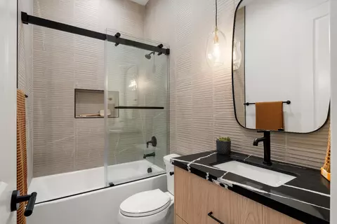 Bath - 913 Rustic Elm Ct, Rocklin, CA 95765 photo 12 of 12