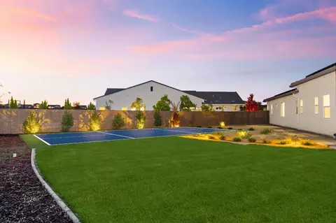 Exterior - 913 Rustic Elm Ct, Rocklin, CA 95765 photo 9 of 17