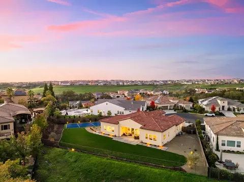 View/Area - 913 Rustic Elm Ct, Rocklin, CA 95765 photo 2 of 11