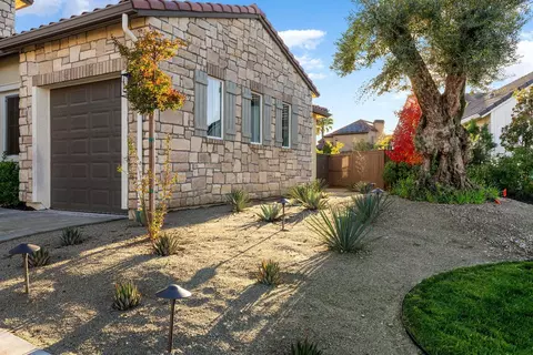 Exterior - 913 Rustic Elm Ct, Rocklin, CA 95765 photo 12 of 17