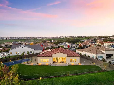 View/Area - 913 Rustic Elm Ct, Rocklin, CA 95765 photo 4 of 11