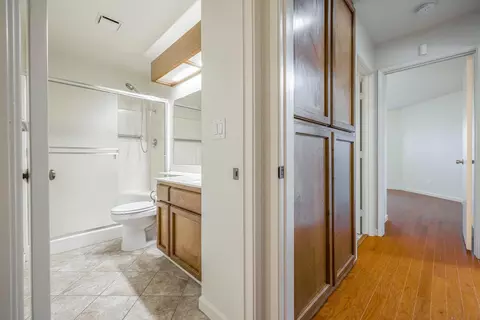 Entry Way - 3604 N Veneman Ave, Modesto, CA 95356 photo 6 of 6