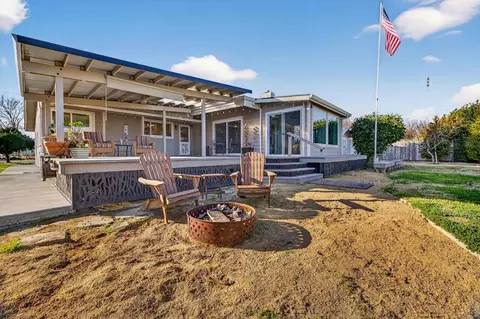 Exterior - 201 Cavalier Dr, Tehama, CA 96090 photo 17 of 21