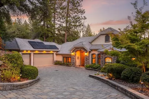 1461 Lodge View Dr, Meadow Vista, CA 95722