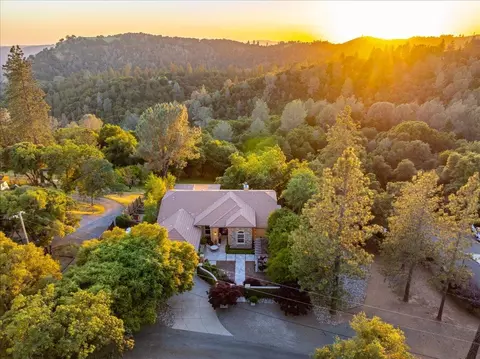 6340 Roller Coaster Rd, Garden Valley, CA 95633