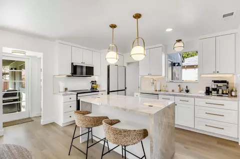 601 J St, Davis, CA 95616