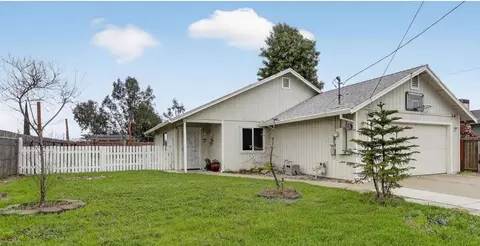 1829 8th Ave, Olivehurst, CA 95961 photo 1