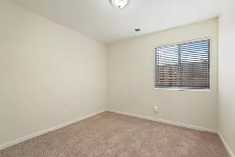 Bedroom - 864 Bogetti Ln, Tracy, CA 95376 photo 3 of 7