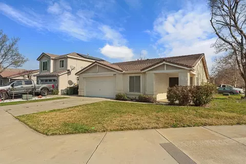 Exterior - 864 Bogetti Ln, Tracy, CA 95376 photo 4 of 11