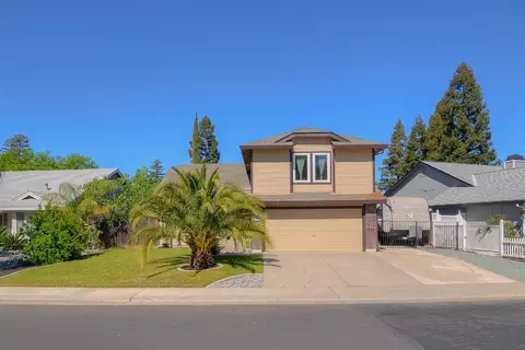 5722 Laguna Quail Way, Elk Grove, CA 95758