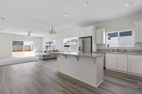 1317 River Run Cir, Ione, CA 95640