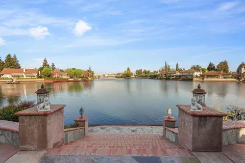 3888 Pine Lake Cir, Stockton, CA 95219