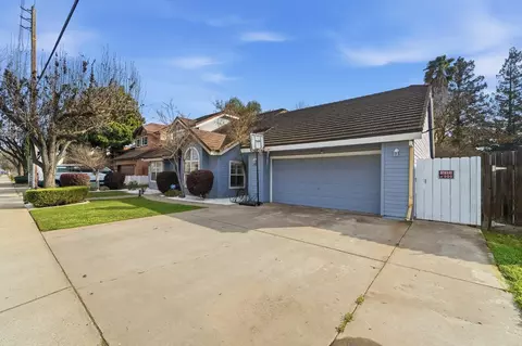2612 Snyder Ave, Modesto, CA 95356 photo 2
