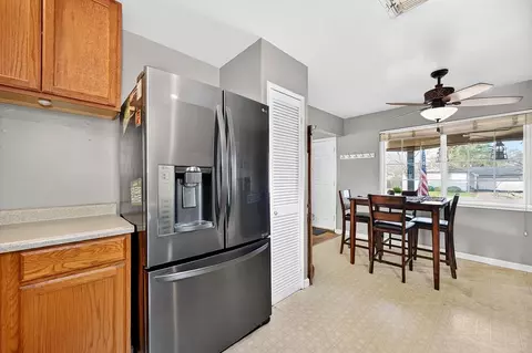 Kitchen - 4952 Oleander Dr, Carmichael, CA 95608 photo 3 of 4
