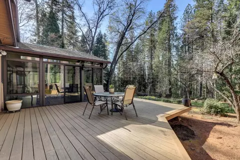 Exterior - 13757 Seven Cedars Dr, Grass Valley, CA 95945 photo 20 of 42