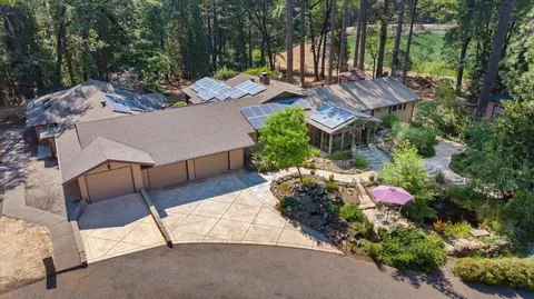 Exterior - 13757 Seven Cedars Dr, Grass Valley, CA 95945 photo 4 of 42